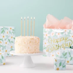 Happy Birthday Vogue Daisy Gift Bag - Spritz™ -Bakerross Store GUEST 554c6a58 fca6 4da1 be19 416c7ecf4fde