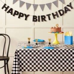Checkered Print Table Cover - Spritz™