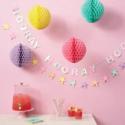 Pastel Honeycomb And Garland Kit - Spritz™
