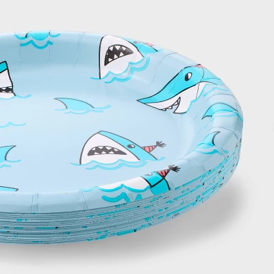 20ct 8.5" Disposable Shark Dinner Plates - Spritz™ 4 20ct 8.5" Disposable Shark Dinner Plates - Spritz™ - Image 2