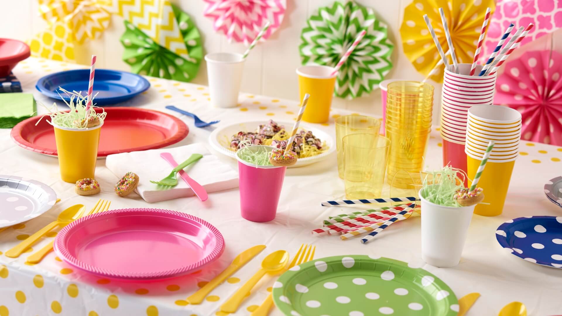 Bakerross Store -Bakerross Store party tableware buying guide 1